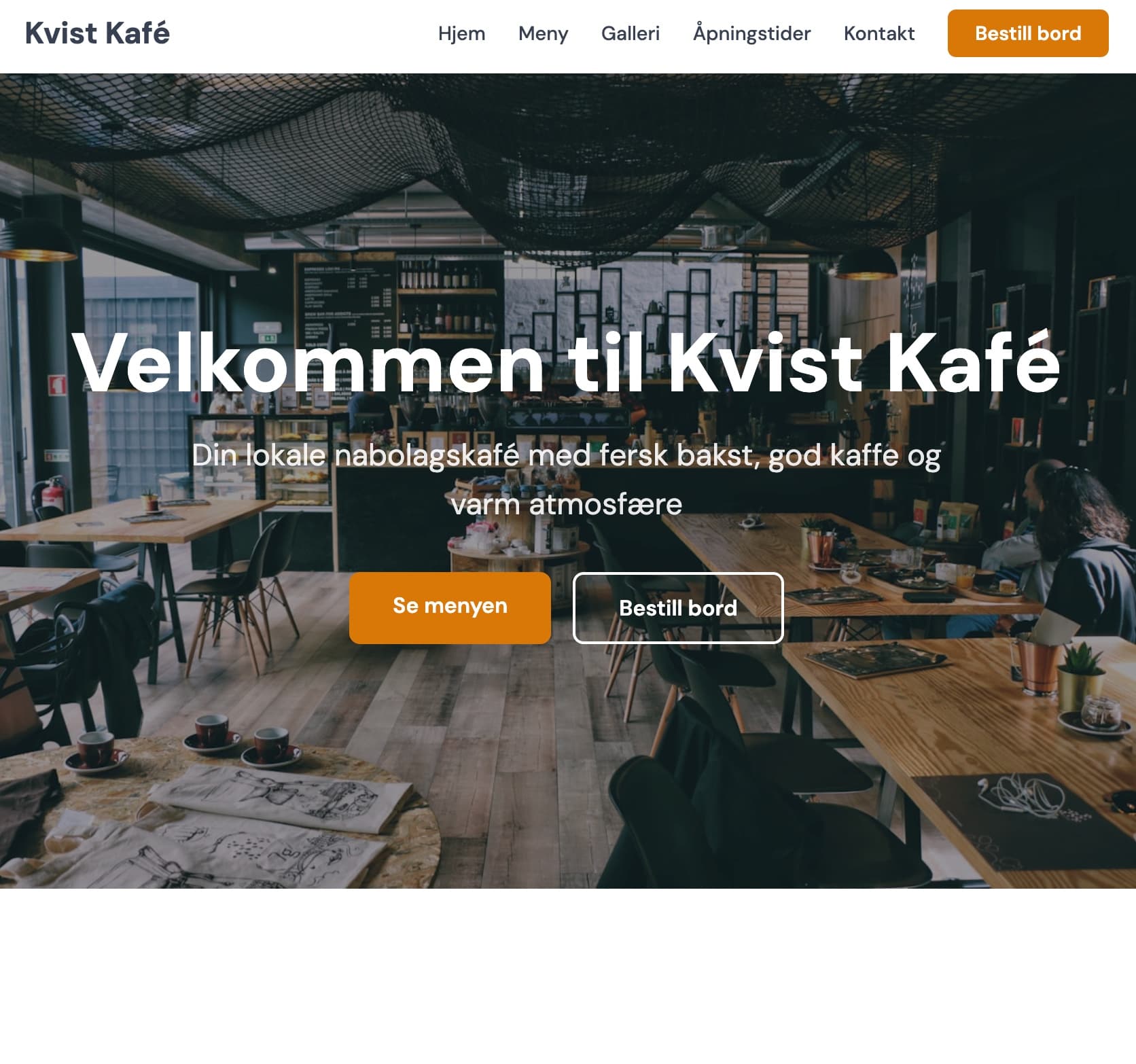 Eksempel på nettside for en liten kafé laget i Webfabrikk